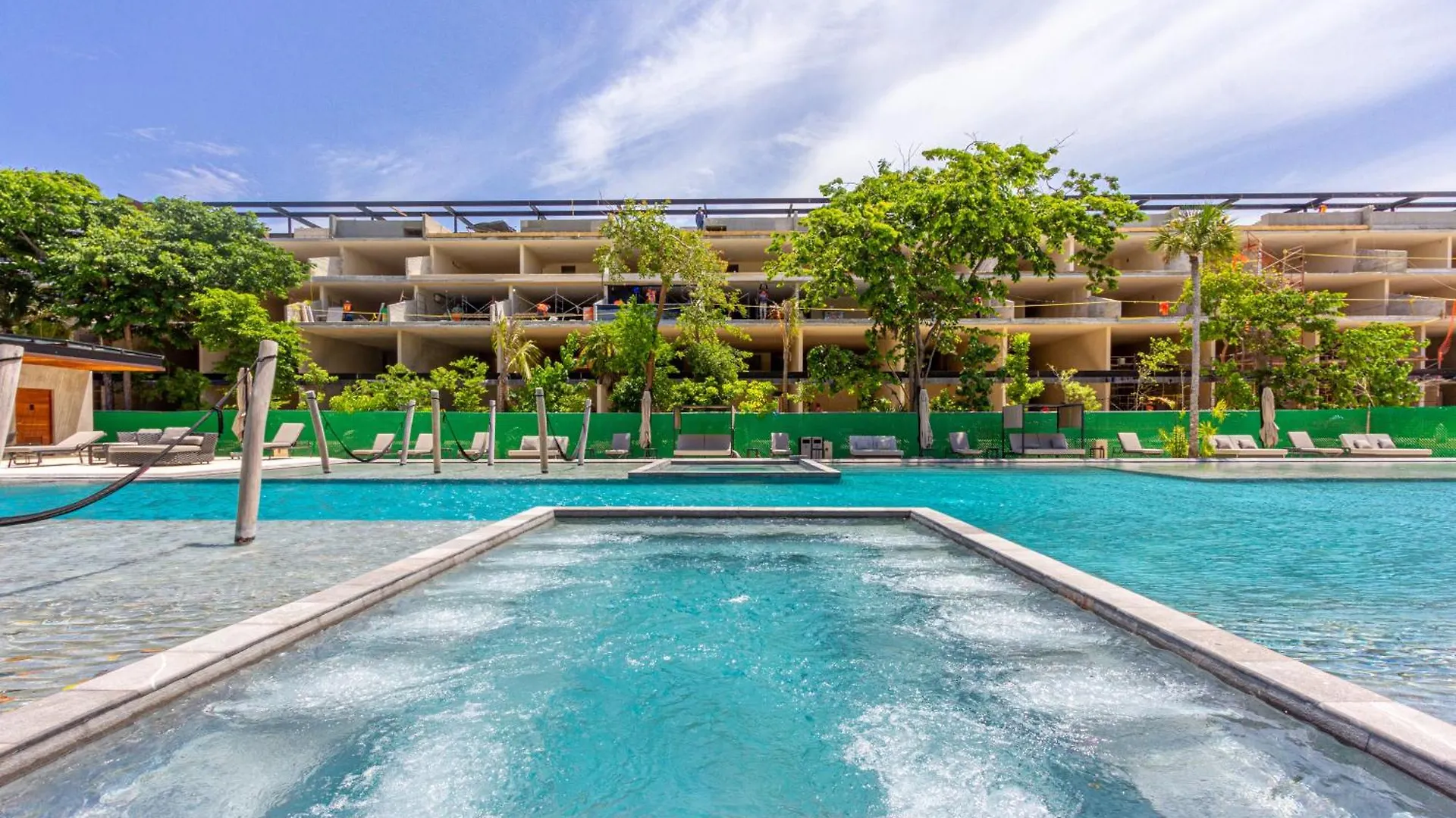 Luxury Condo In Awa Playacar 普拉亚卡门 公寓